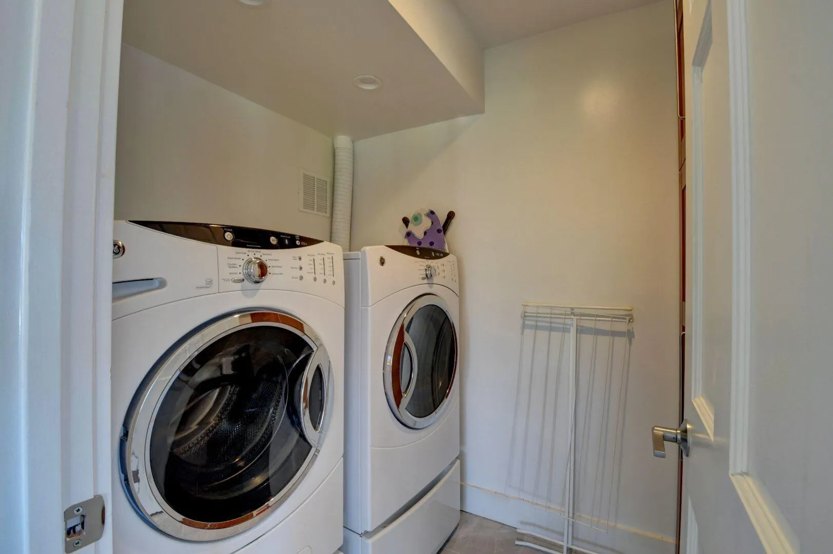 1121 Bel Air Drive, #4