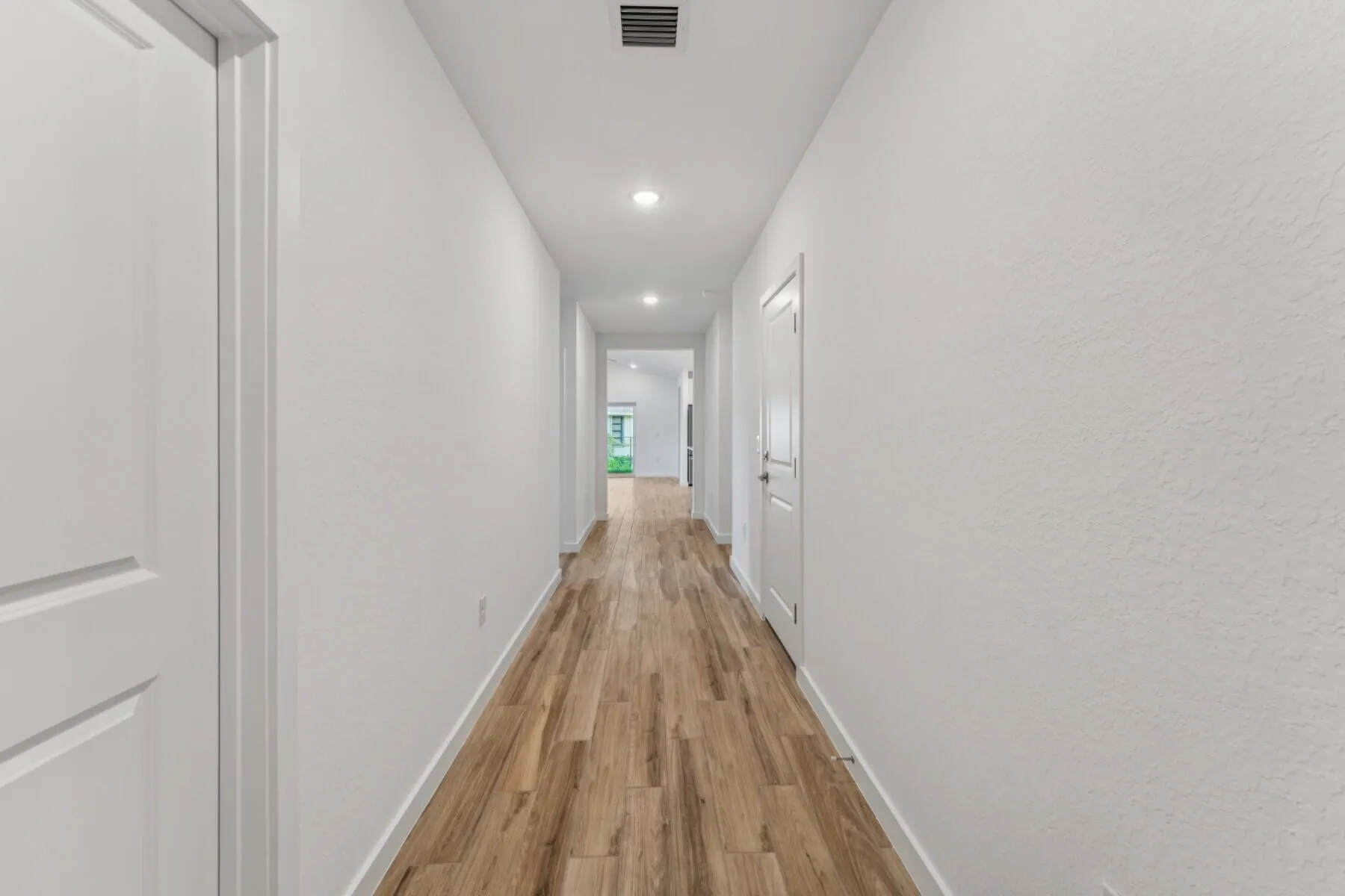 879 SW Tulip Boulevard, #41