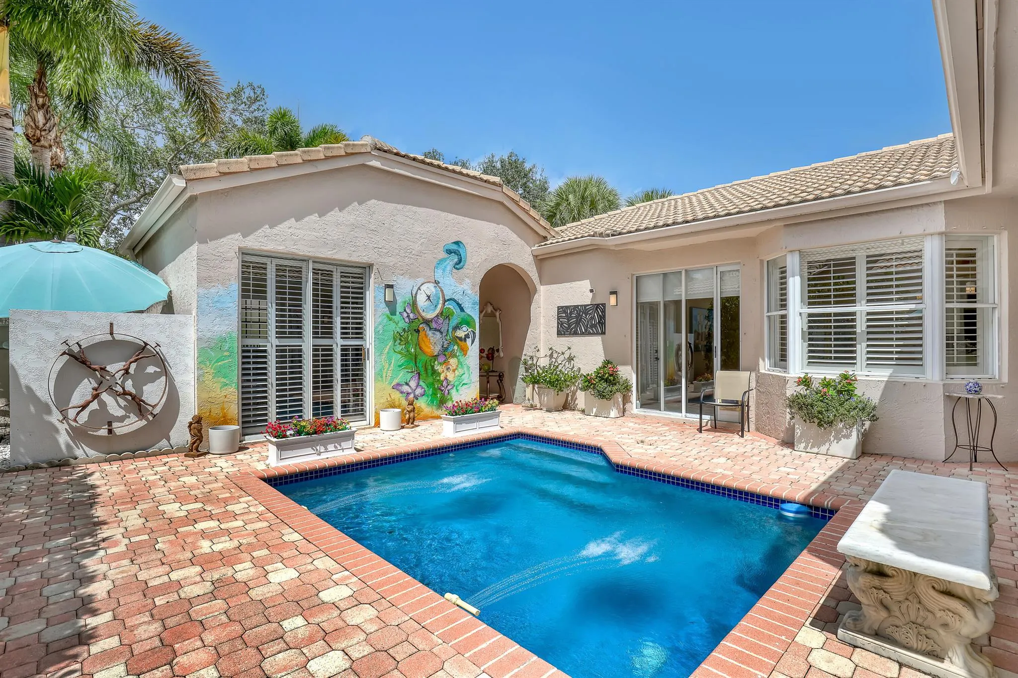 2076 Cezanne Road