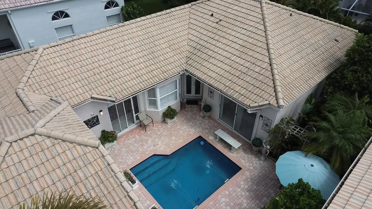 2076 Cezanne Road