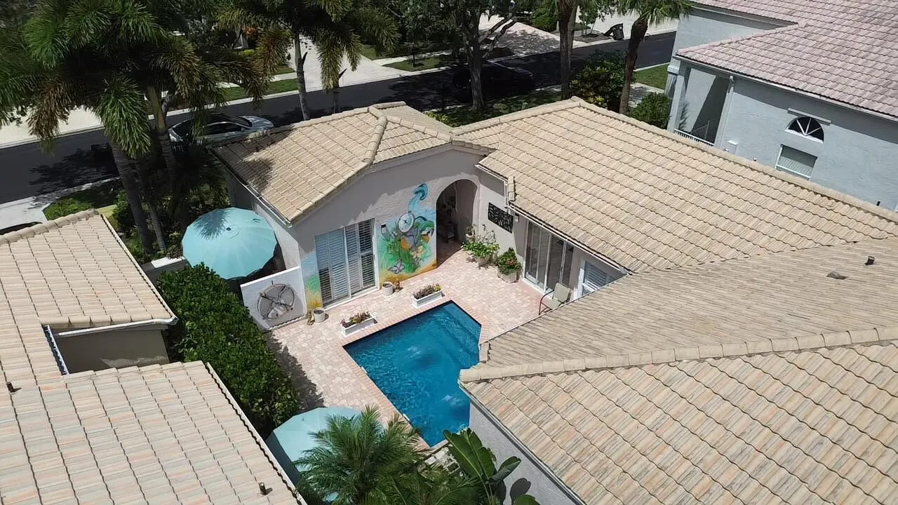 2076 Cezanne Road