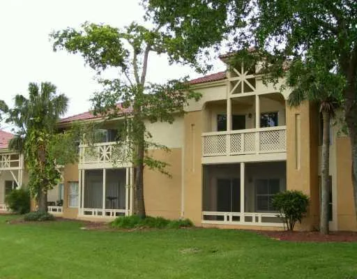 4759 Via Palm Lake, #302