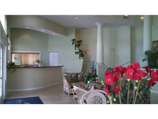 4759 Via Palm Lake, #302
