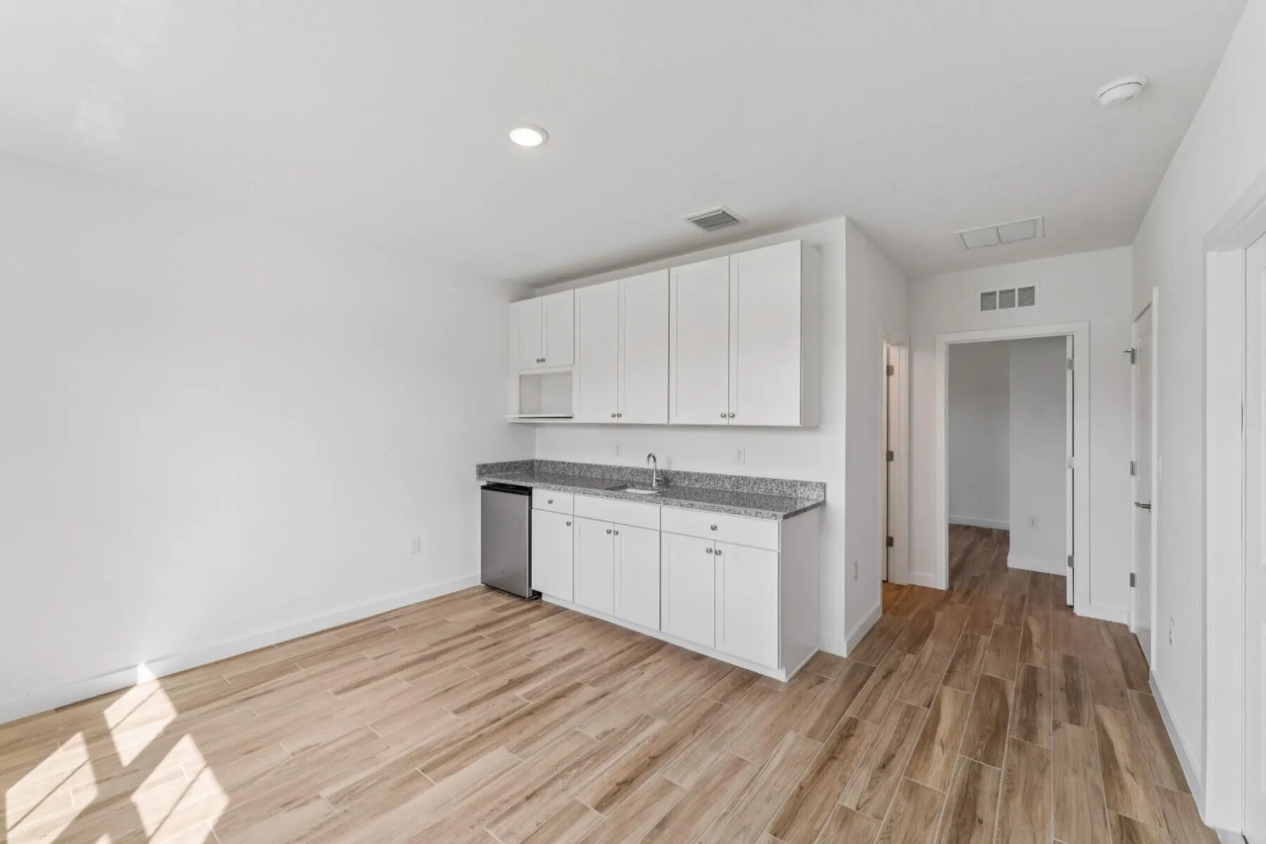 808 SW Trouville Avenue, #47