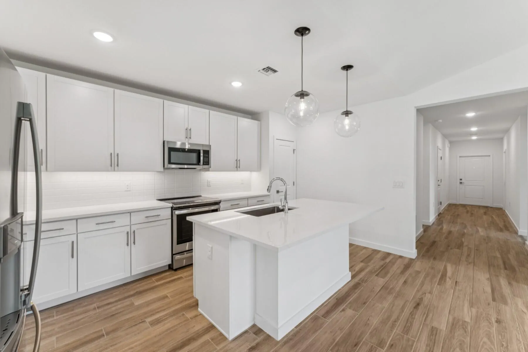 808 SW Trouville Avenue, #47
