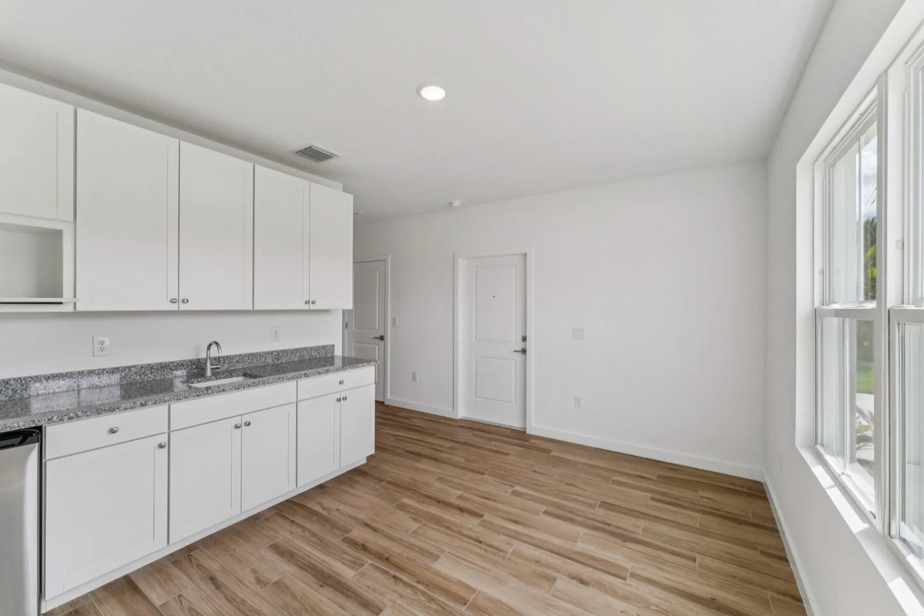 808 SW Trouville Avenue, #47