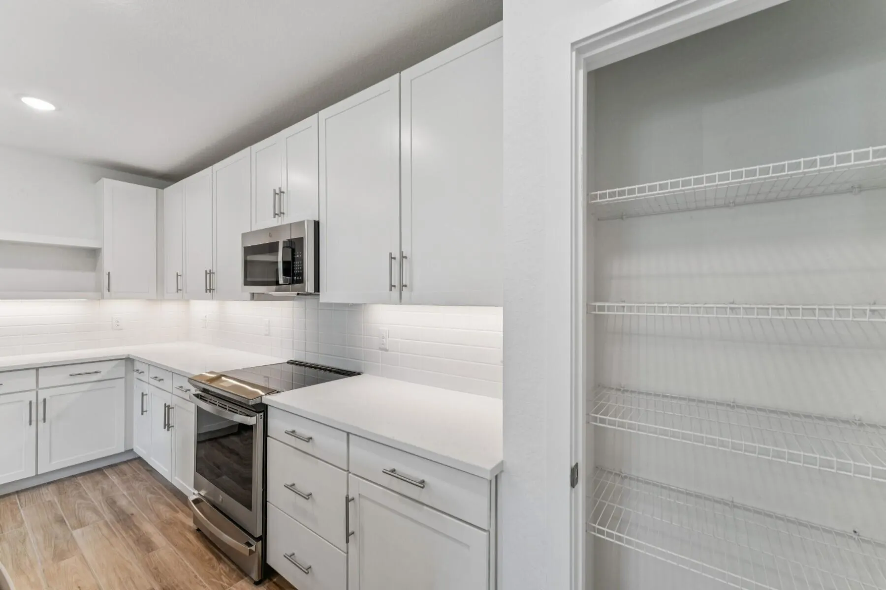 808 SW Trouville Avenue, #47