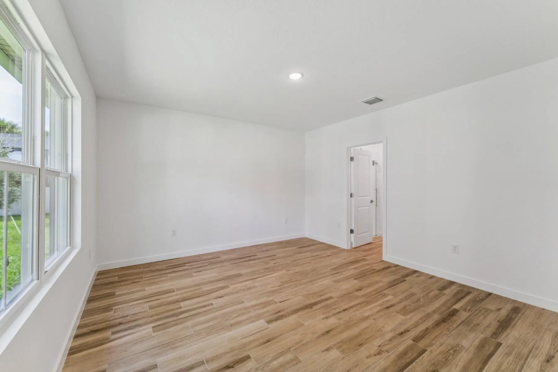808 SW Trouville Avenue, #47