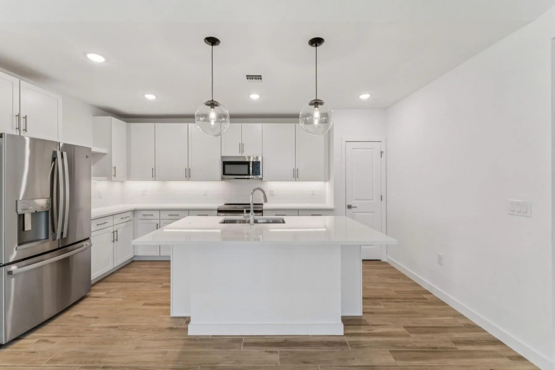 808 SW Trouville Avenue, #47