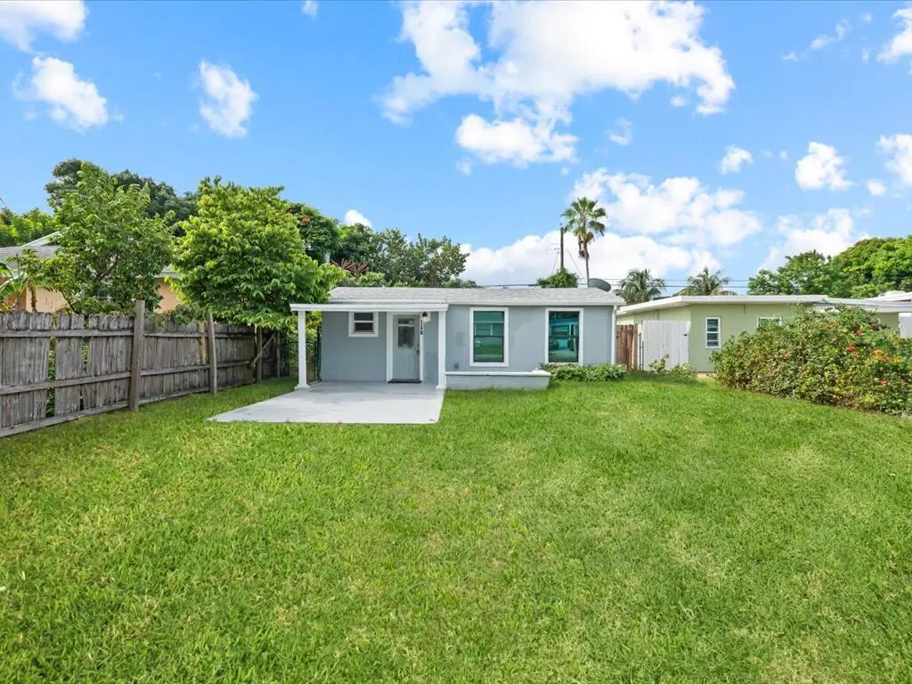 1170 Highview Rd