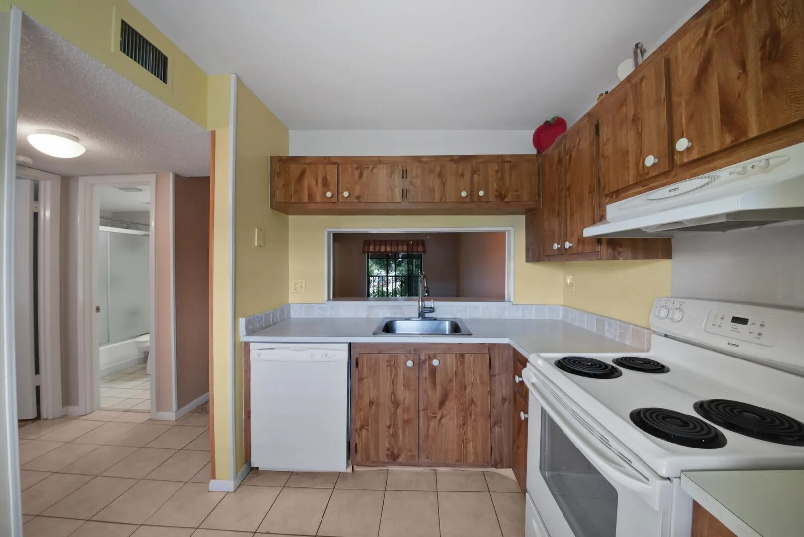7118 Golf Colony Court, #205