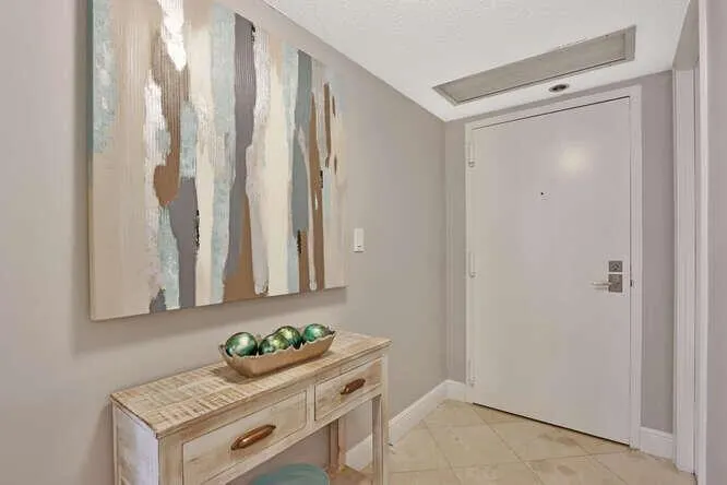 4200 N Ocean Drive, #2-903