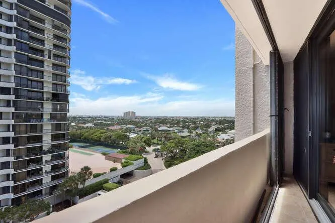 4200 N Ocean Drive, #2-903