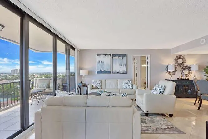 4200 N Ocean Drive, #2-903