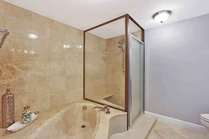 4200 N Ocean Drive, #2-903