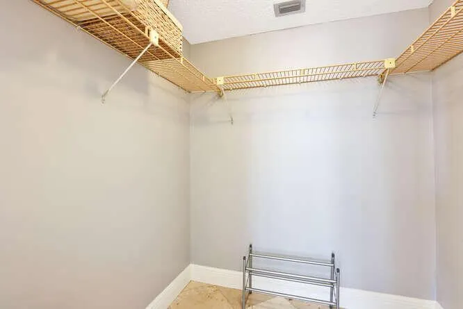 4200 N Ocean Drive, #2-903
