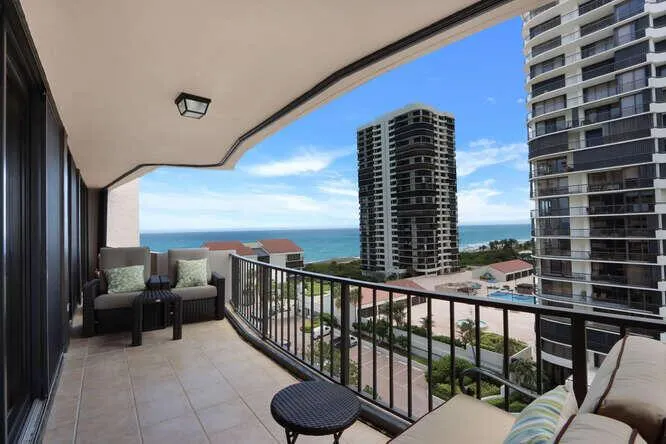 4200 N Ocean Drive, #2-903