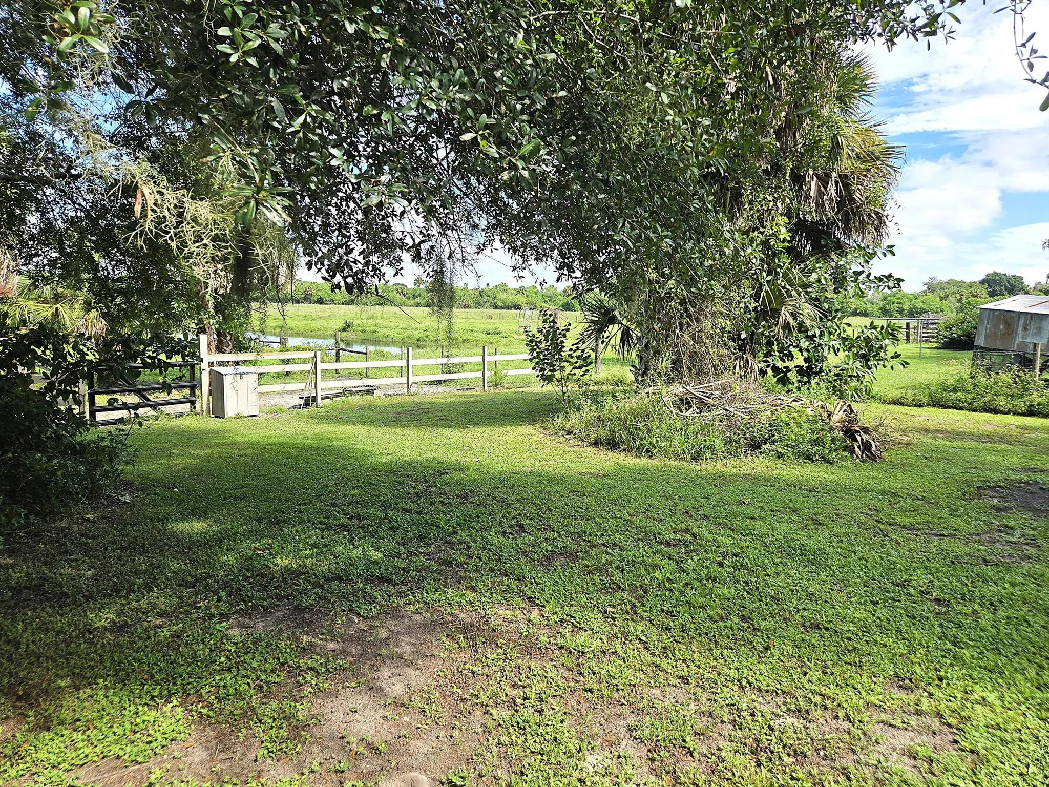 2219 County Road 721 Loop