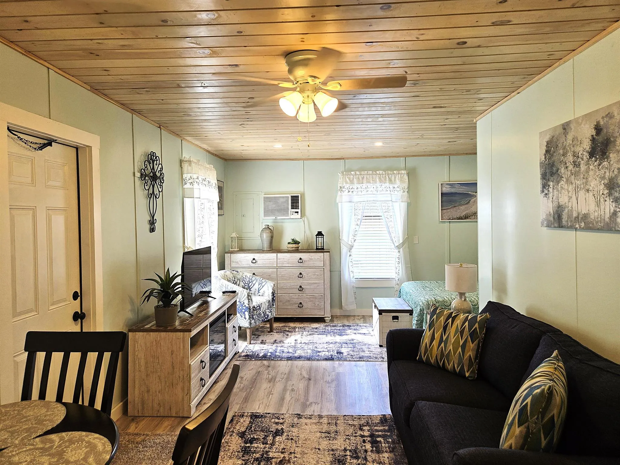 2219 County Road 721 Loop