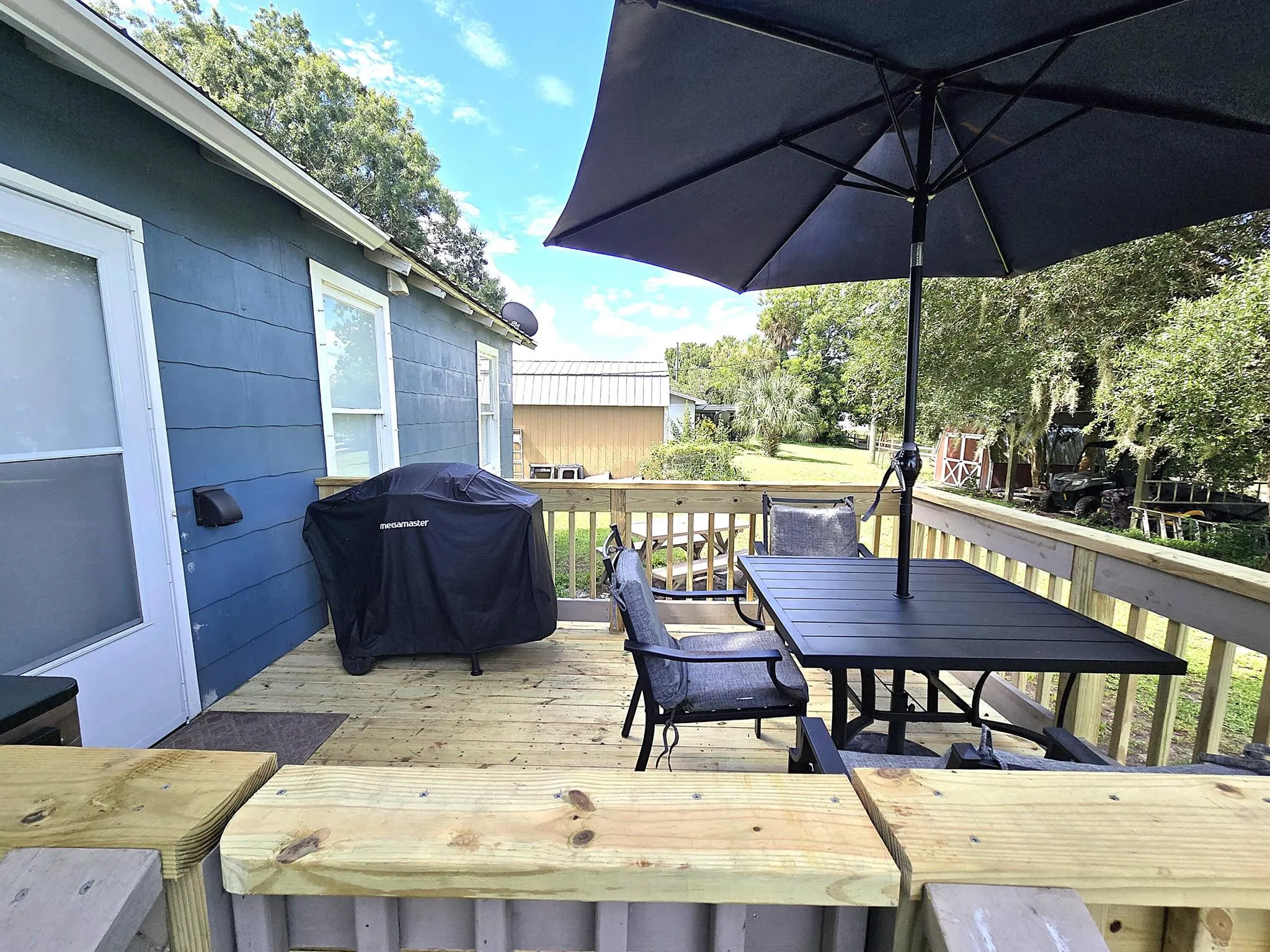 2219 County Road 721 Loop