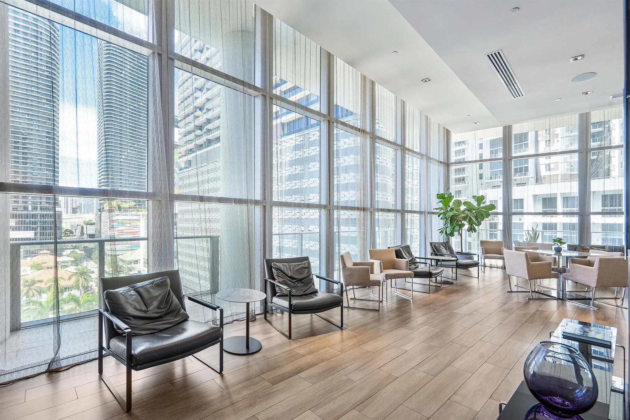 1100 S Miami Avenue, #3901