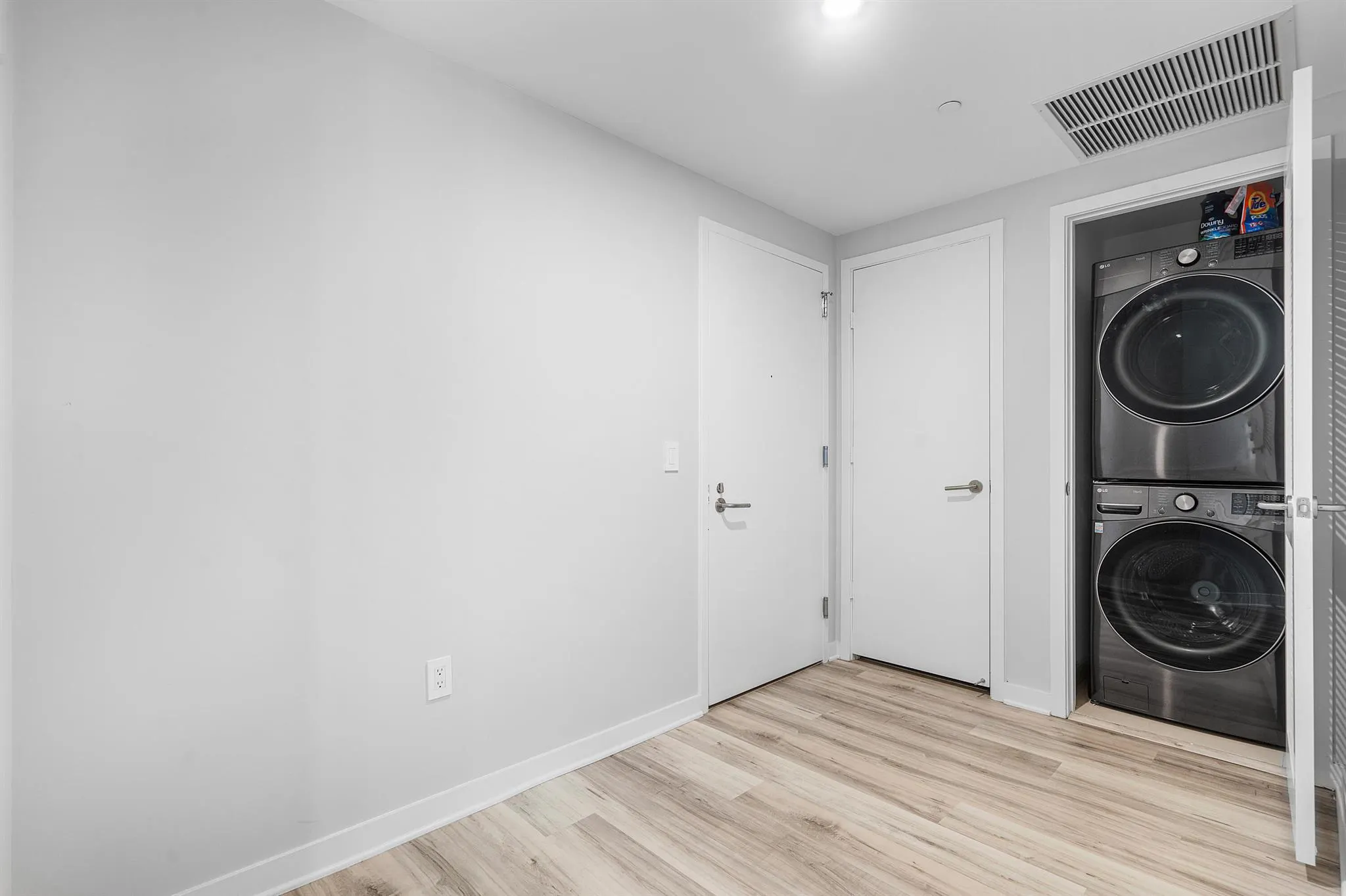 1100 S Miami Avenue, #3901