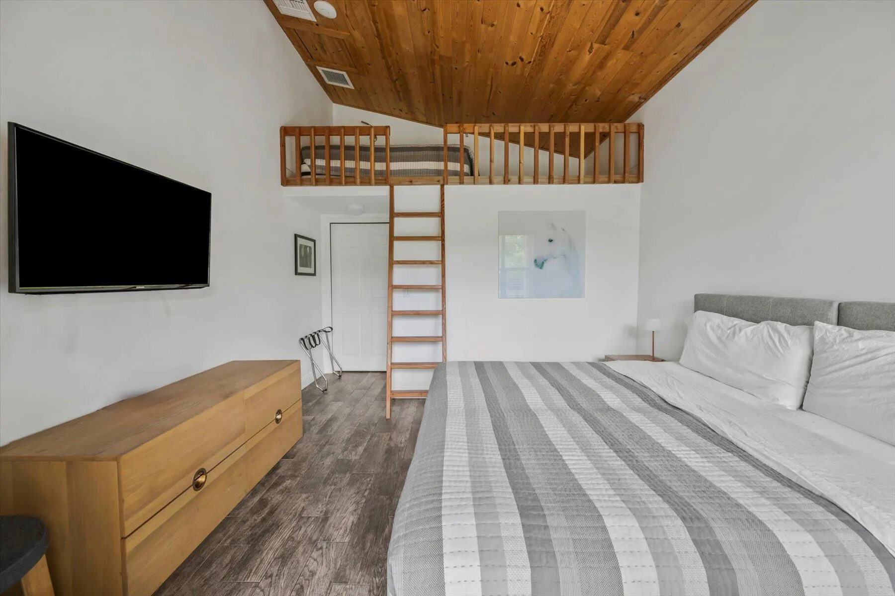 2439 Appaloosa Trail