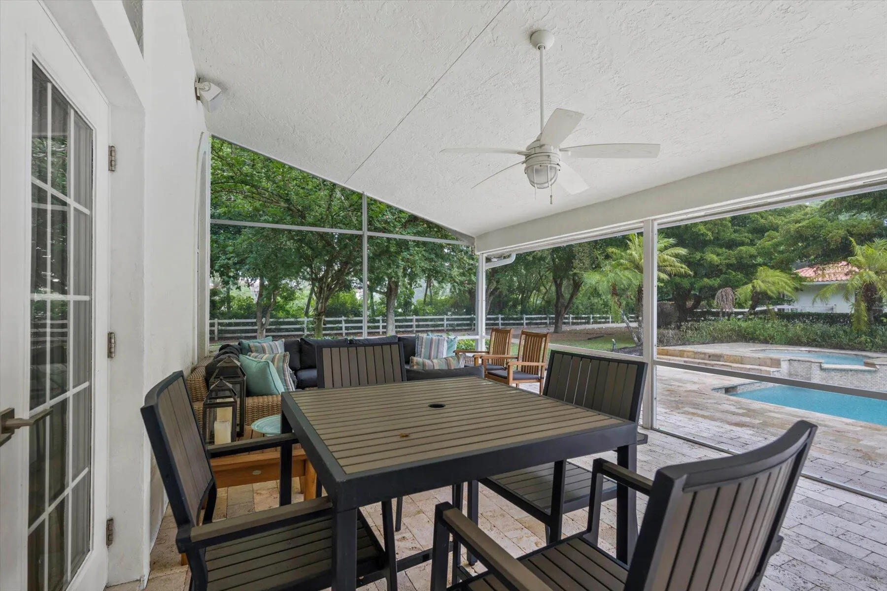 2439 Appaloosa Trail