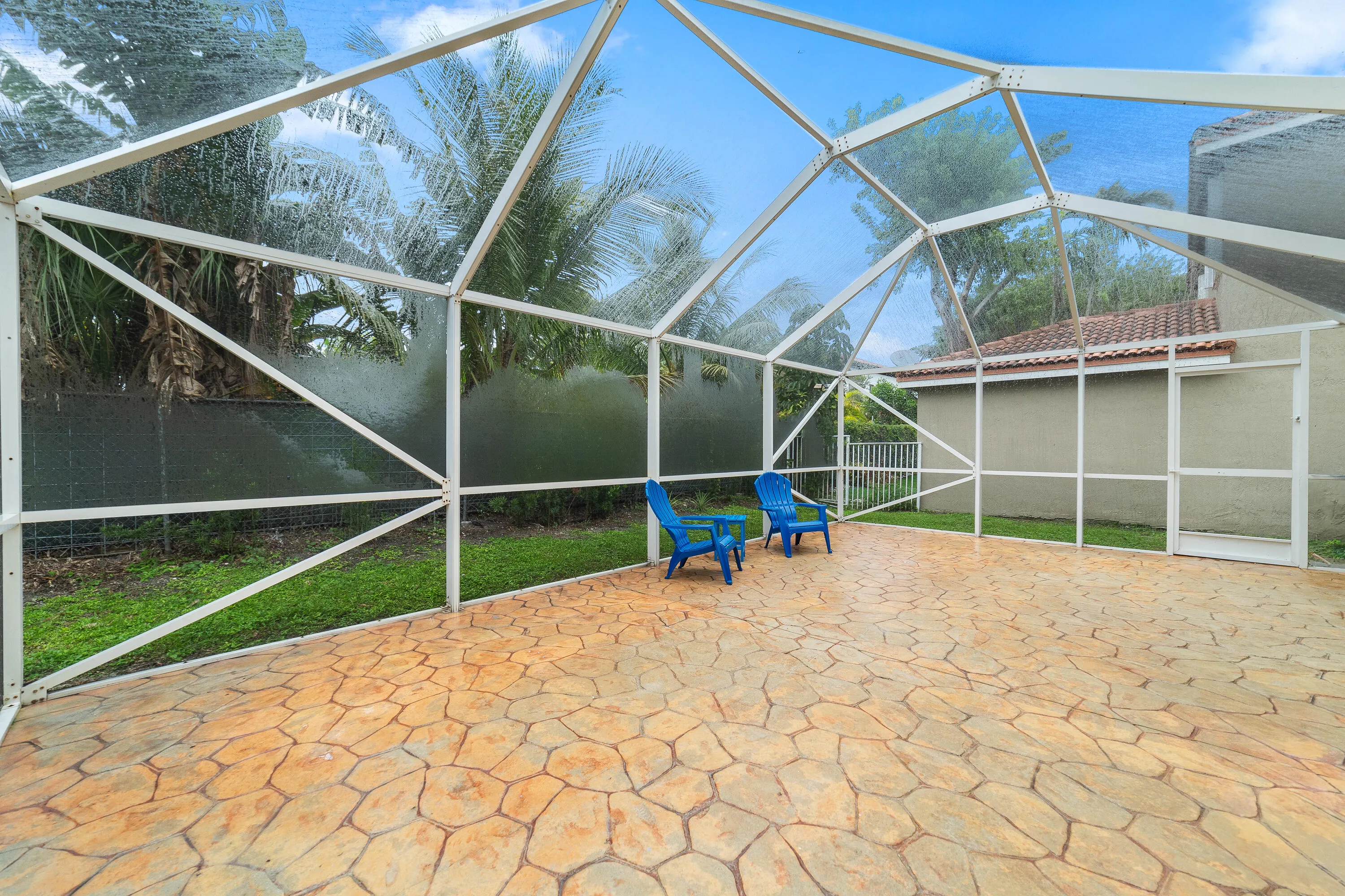 3943 Crescent Creek Drive