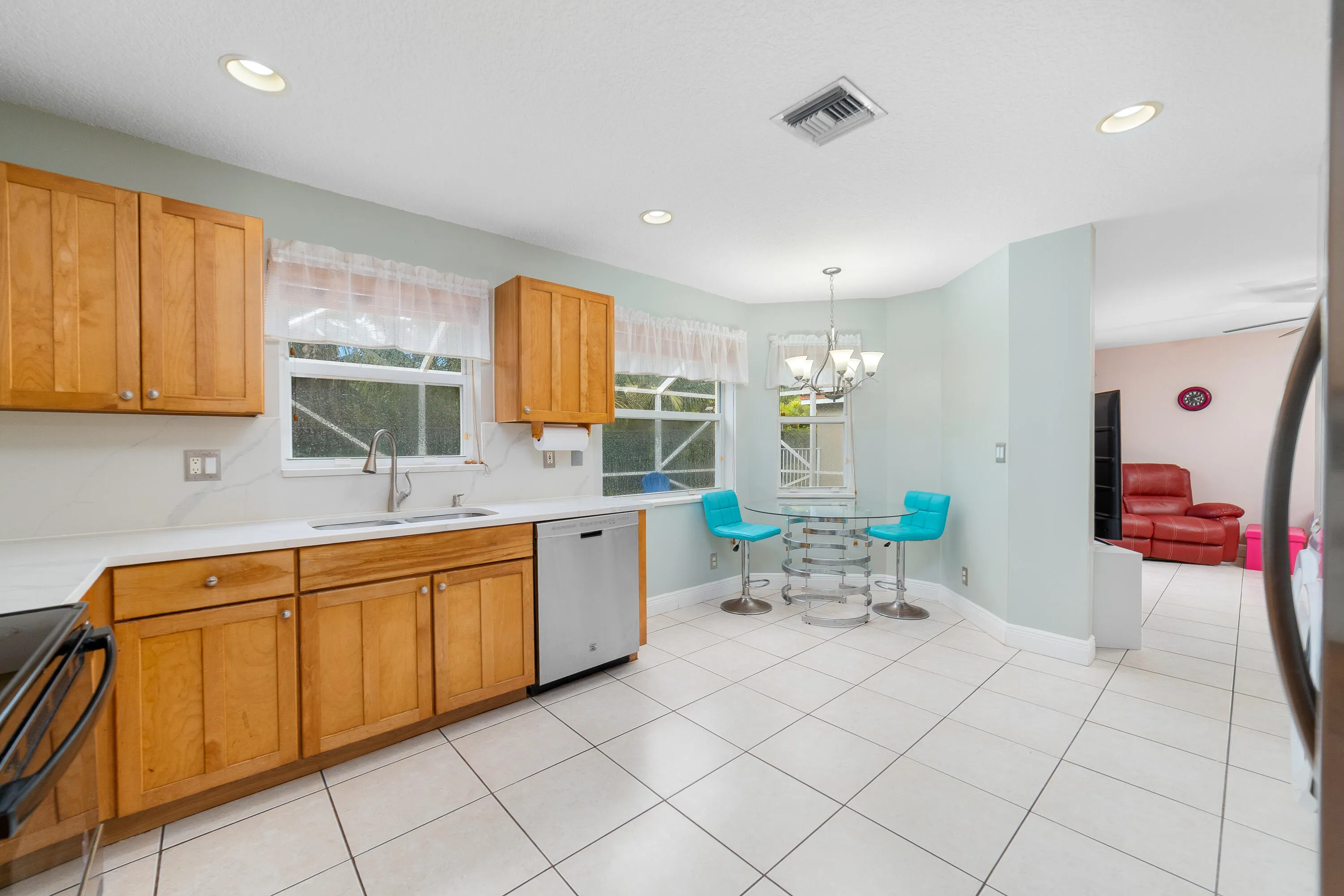 3943 Crescent Creek Drive