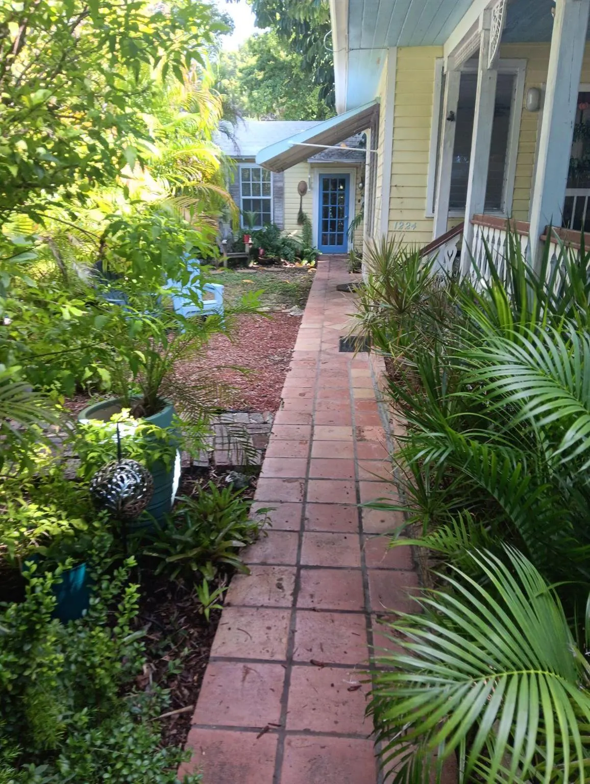 1224 Seminary Street