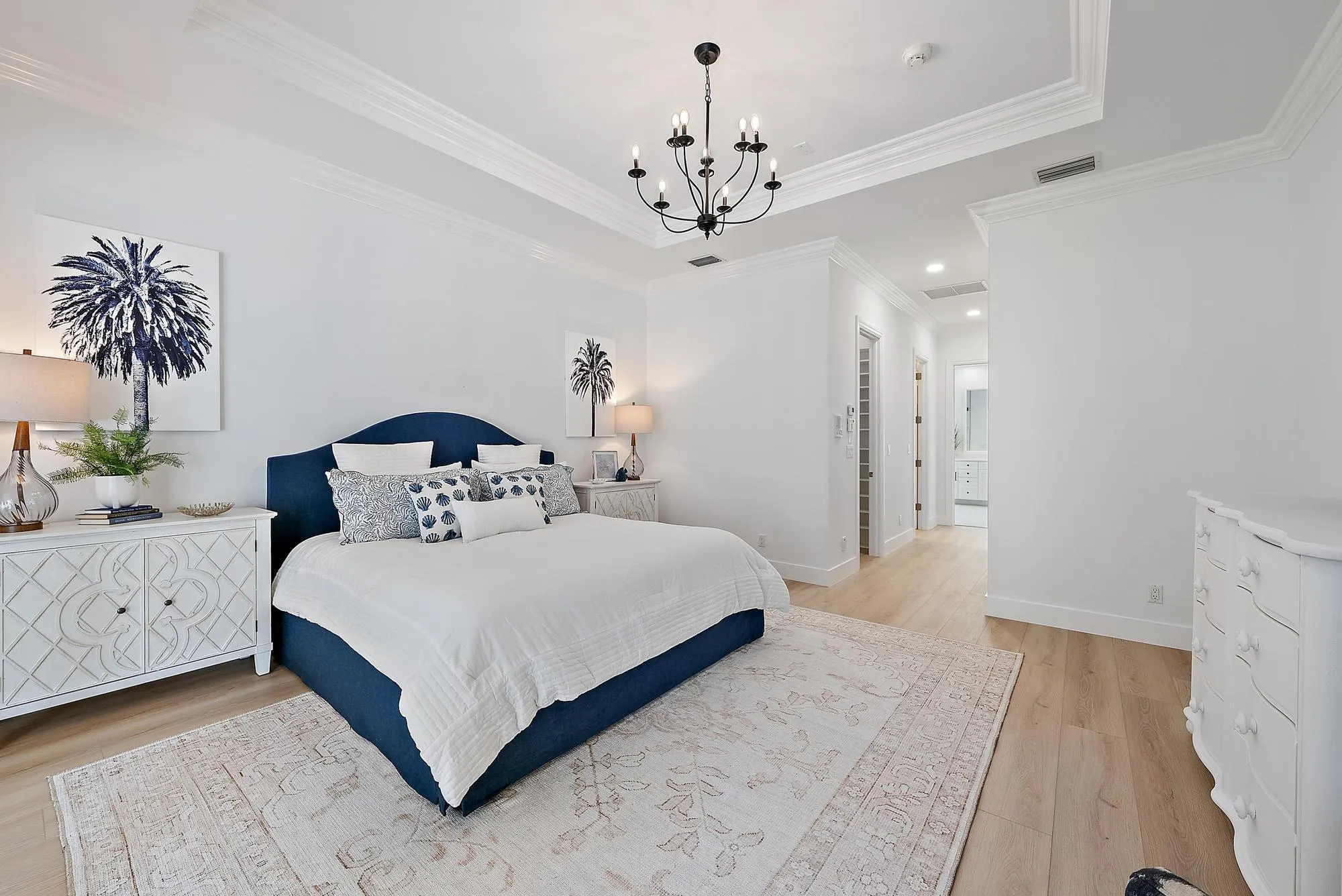17065 Bay Street