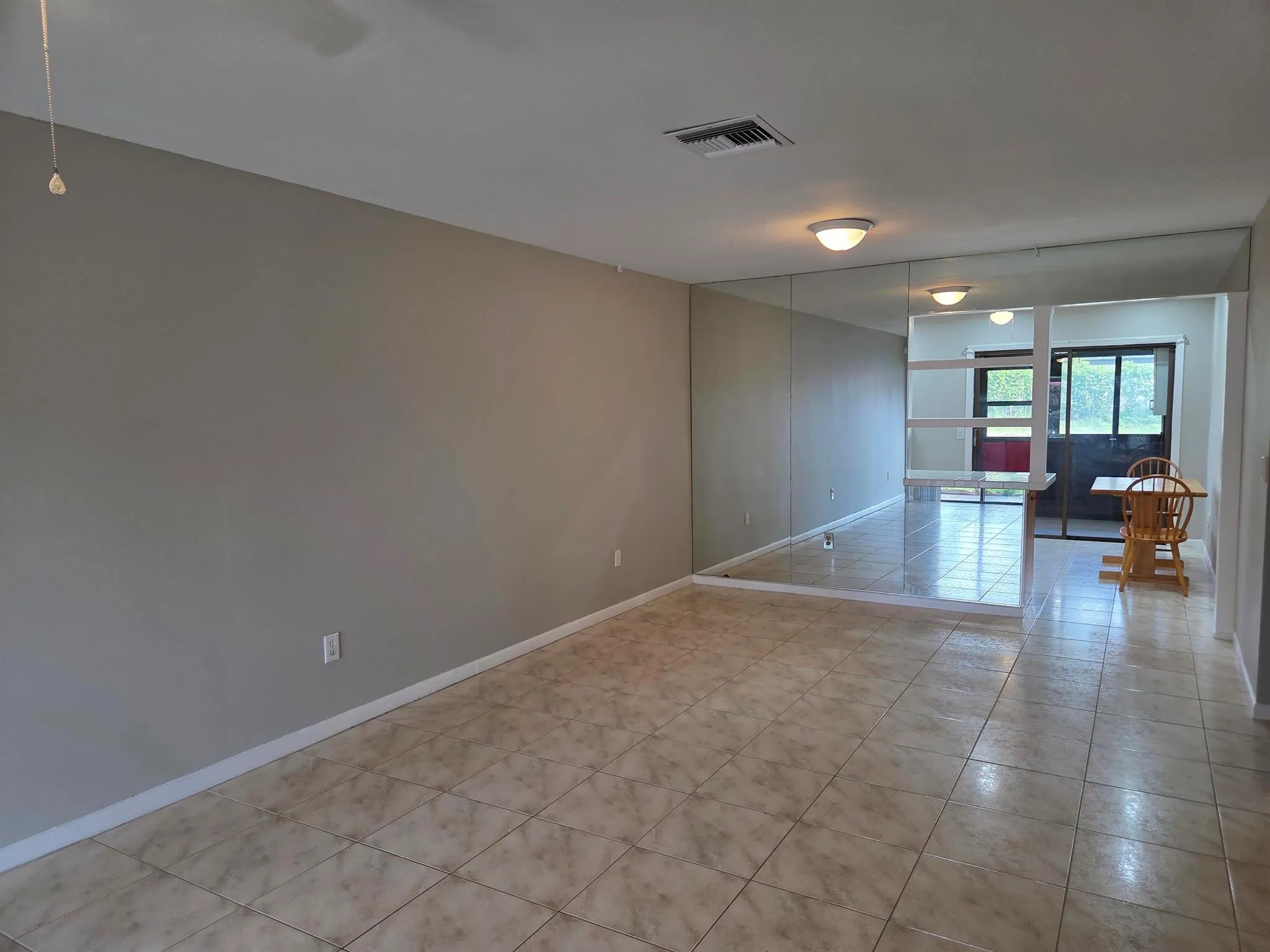 5957 Forest Hill Boulevard, #4