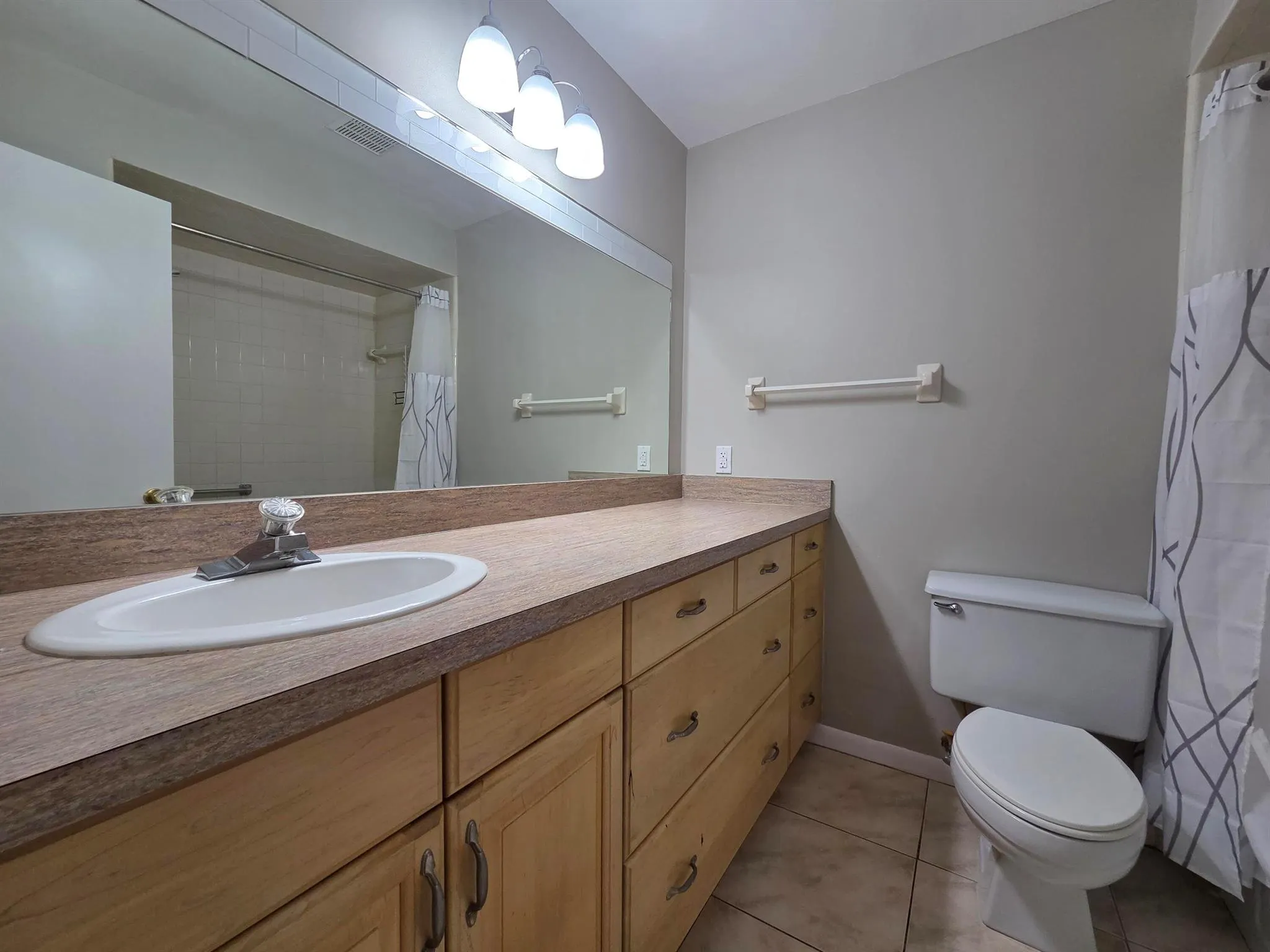 5957 Forest Hill Boulevard, #4