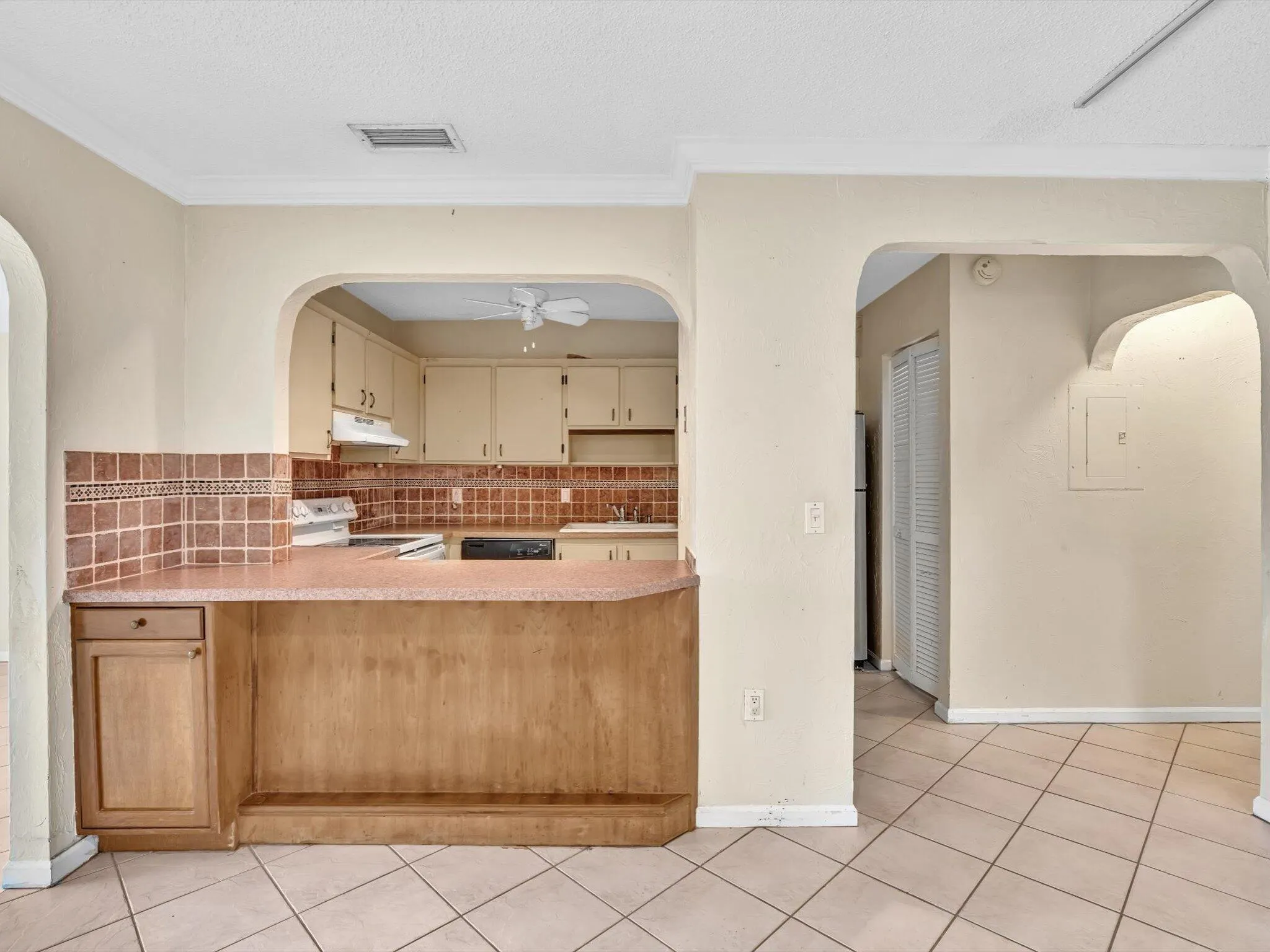 2635 Lowson Boulevard, #D