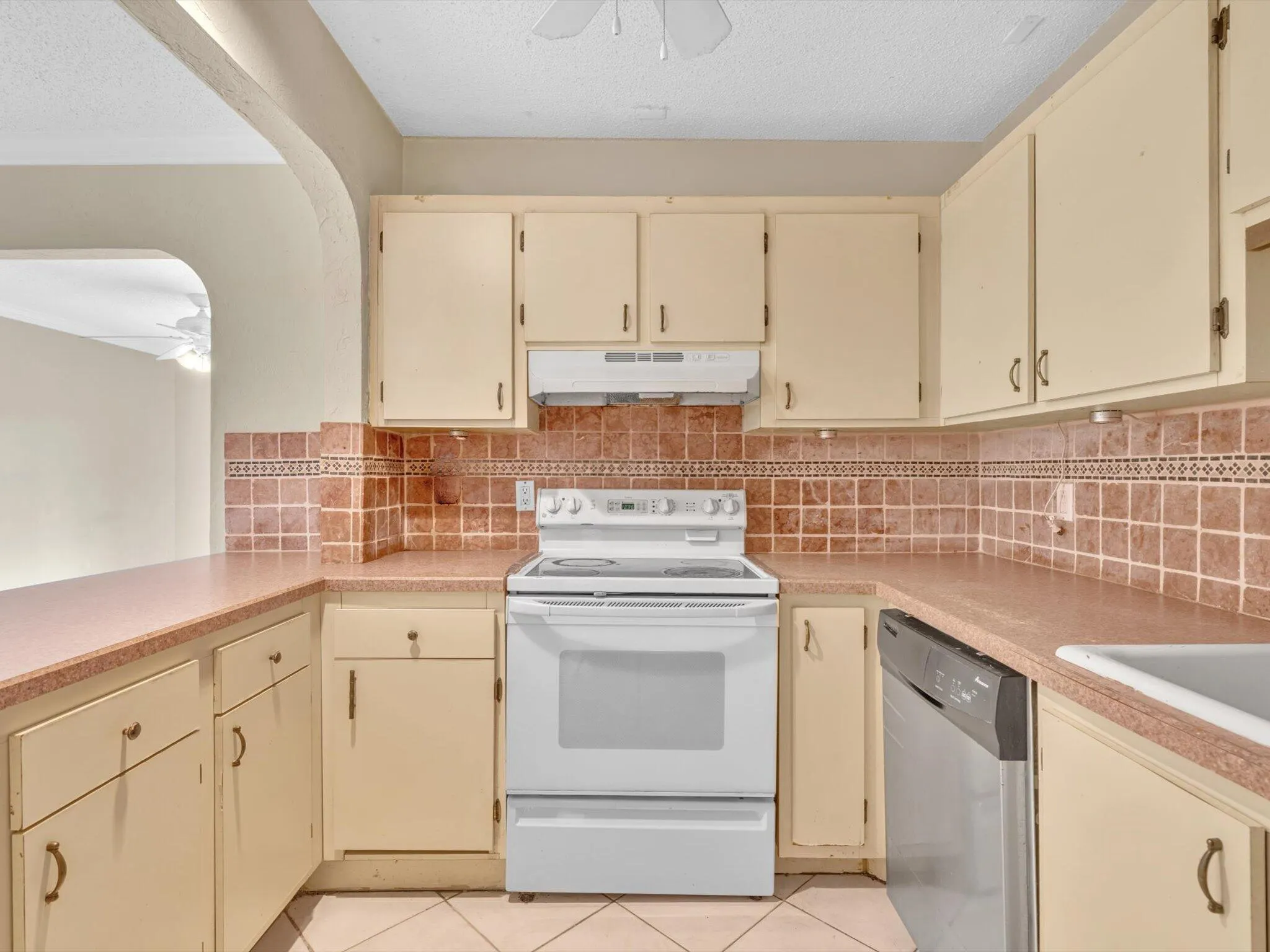 2635 Lowson Boulevard, #D
