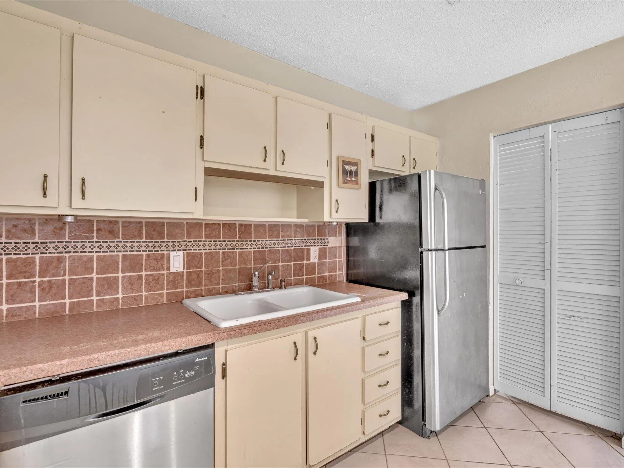 2635 Lowson Boulevard, #D