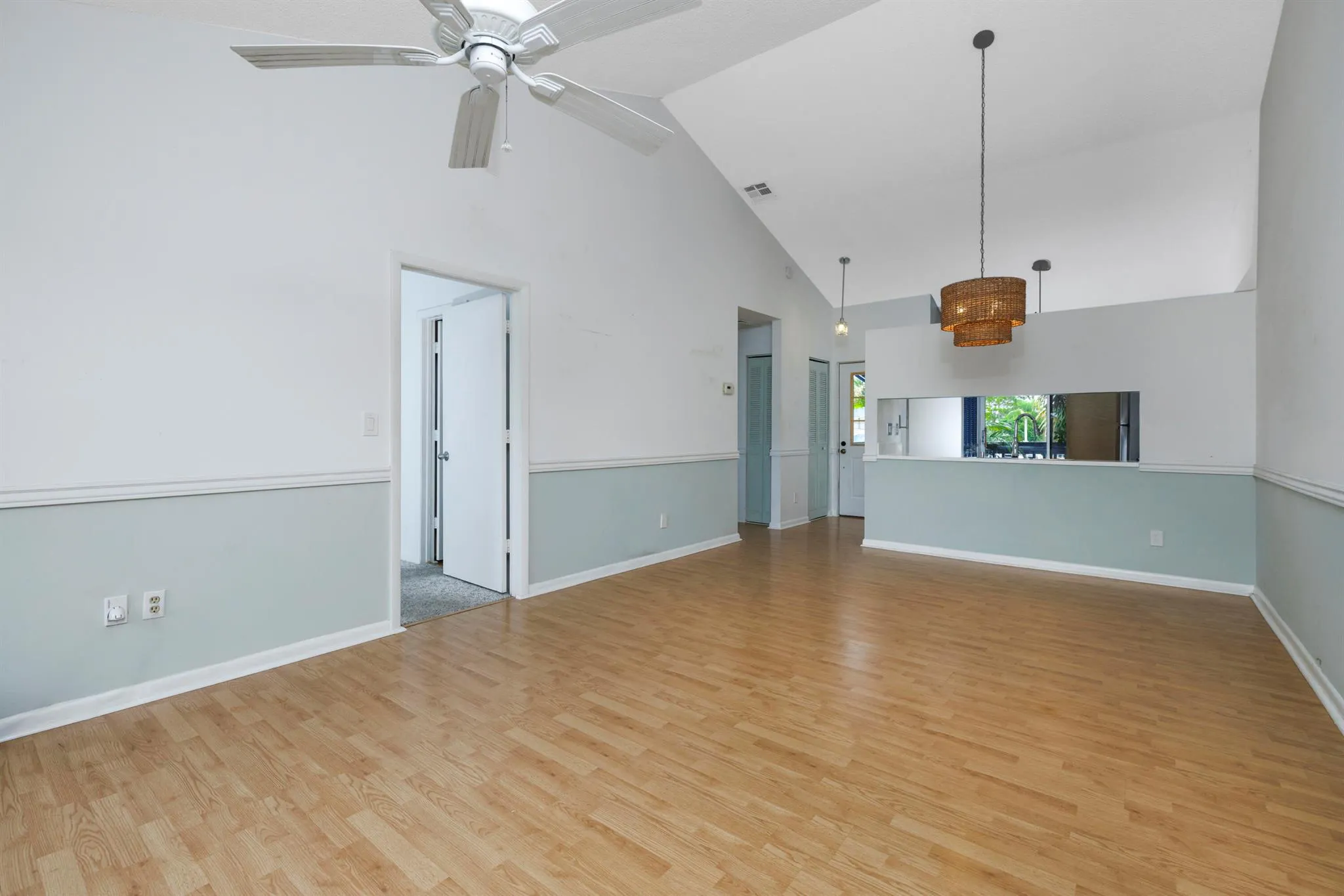 1421 NE 14th Court, #Q-26