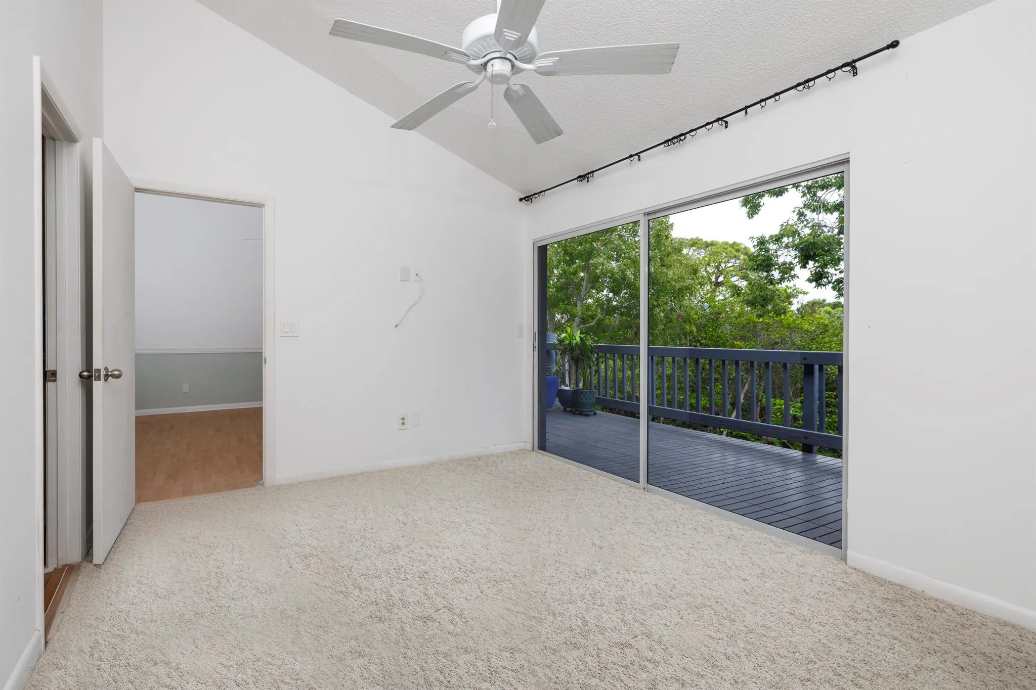 1421 NE 14th Court, #Q-26