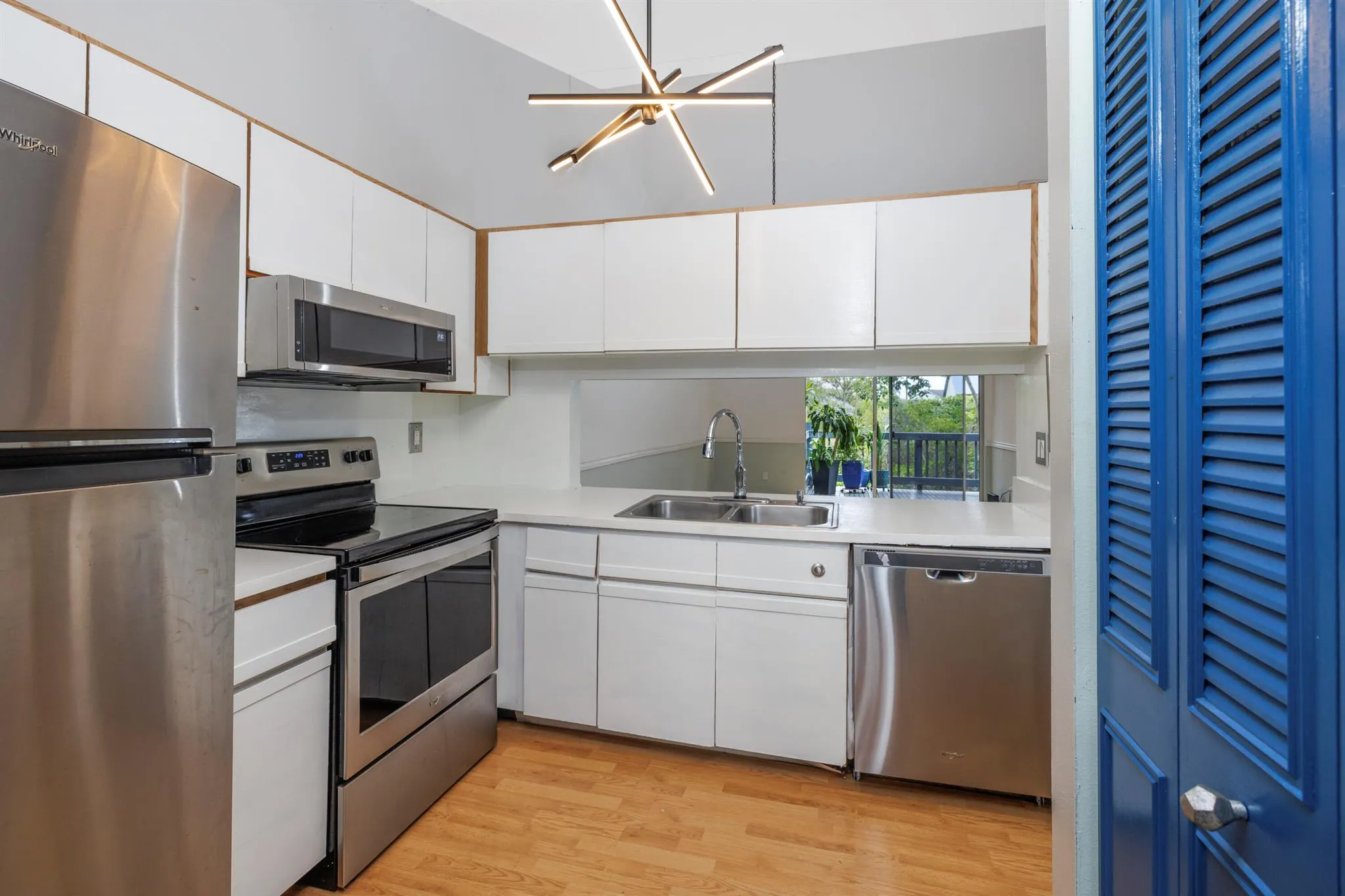 1421 NE 14th Court, #Q-26