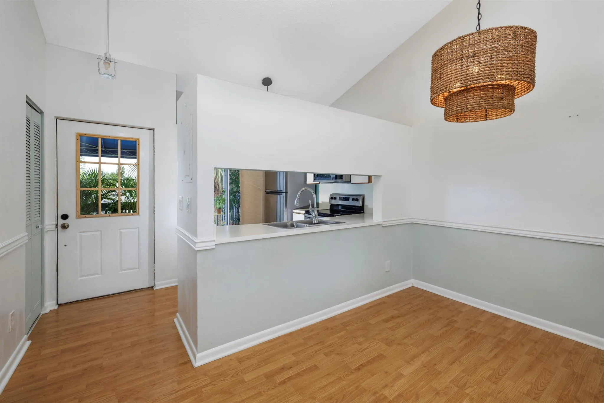 1421 NE 14th Court, #Q-26