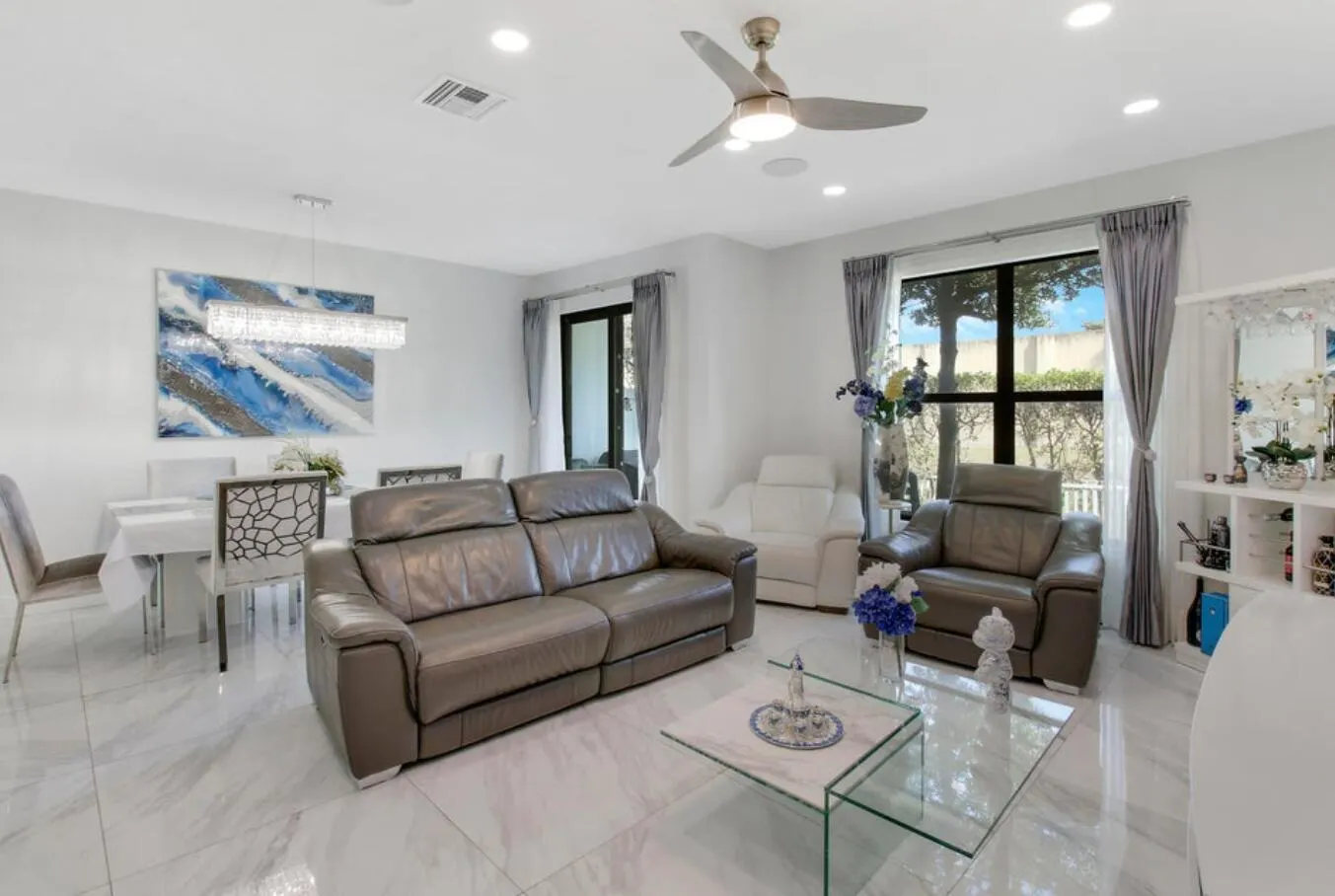 1010 Willow Place