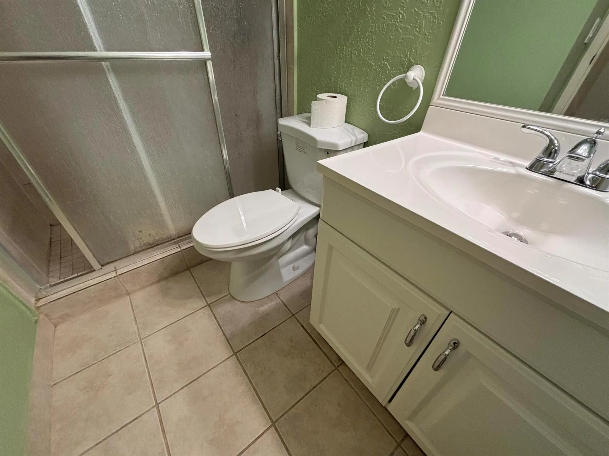 6 Abbey Lane, #106