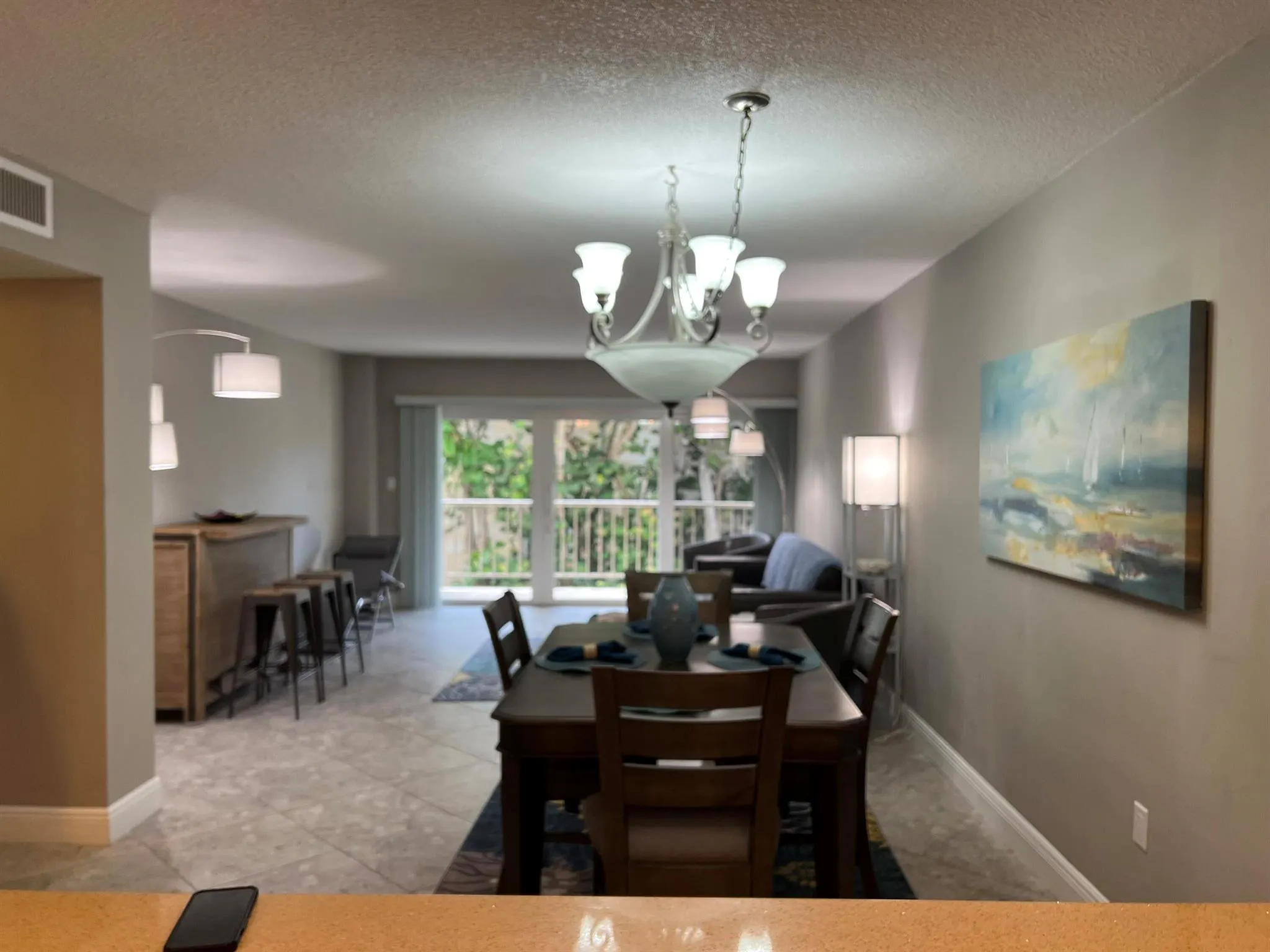 1021 Hillsboro Mile, #103