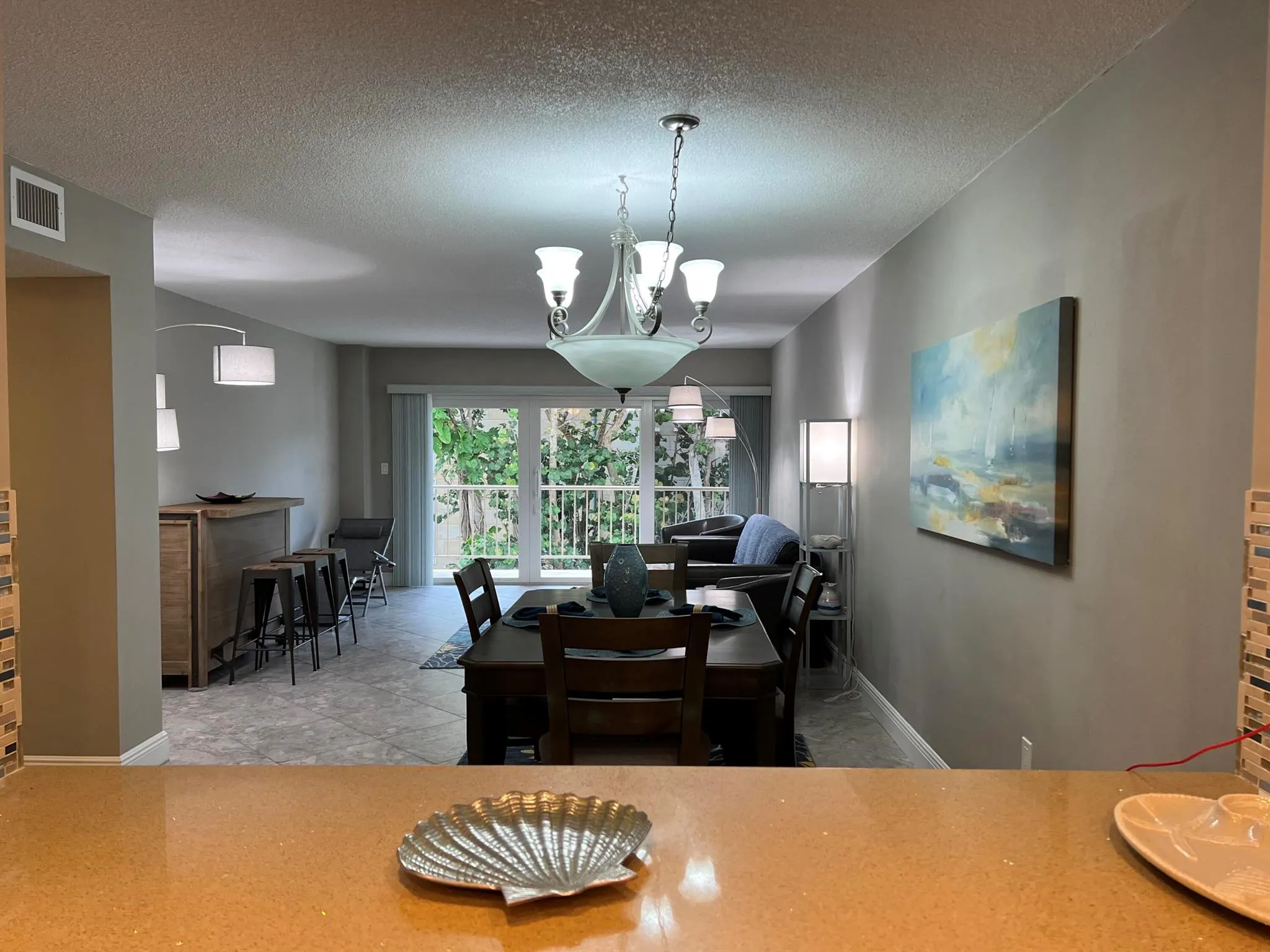 1021 Hillsboro Mile, #103