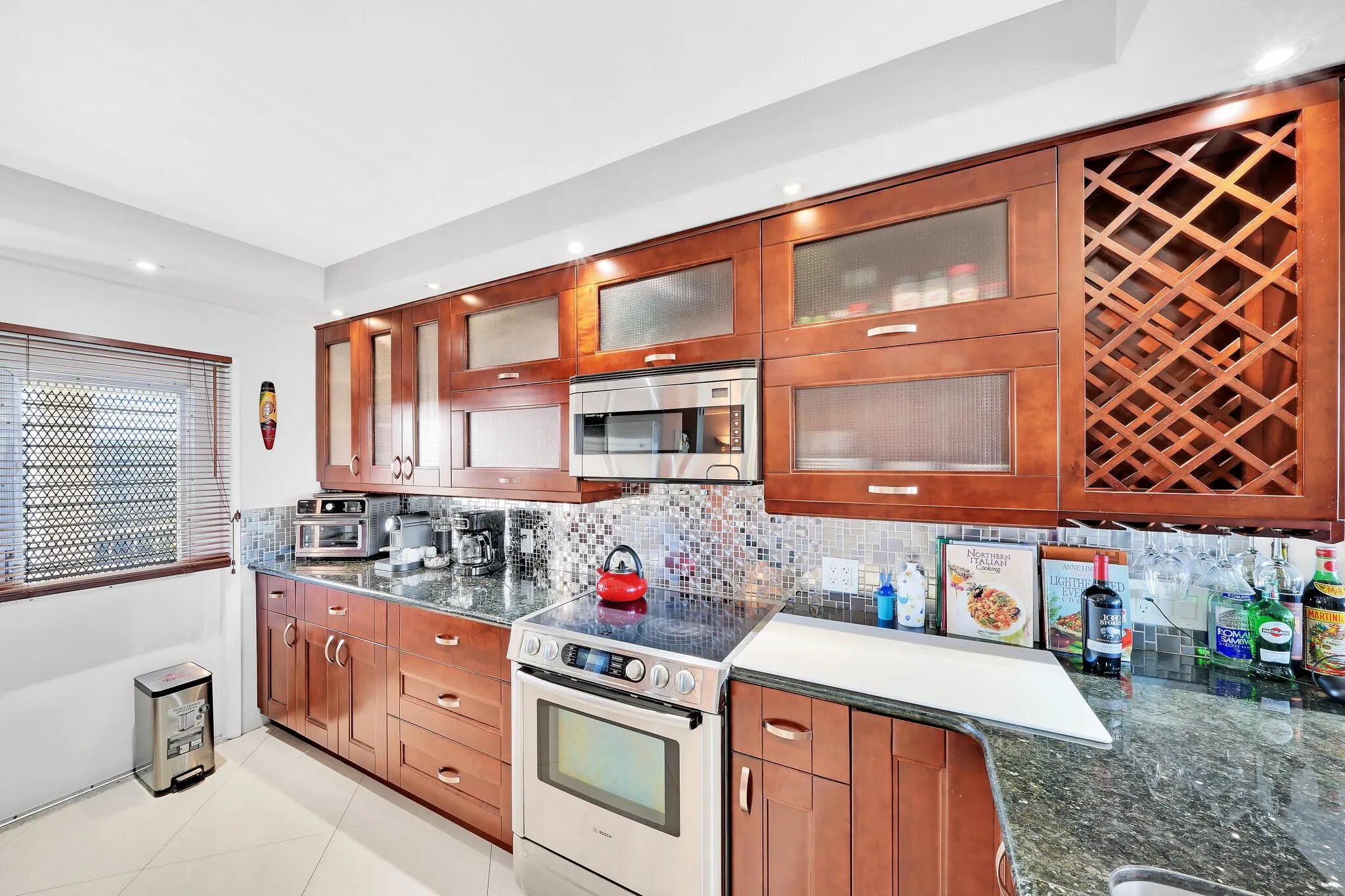 2940 N Course Drive, #811