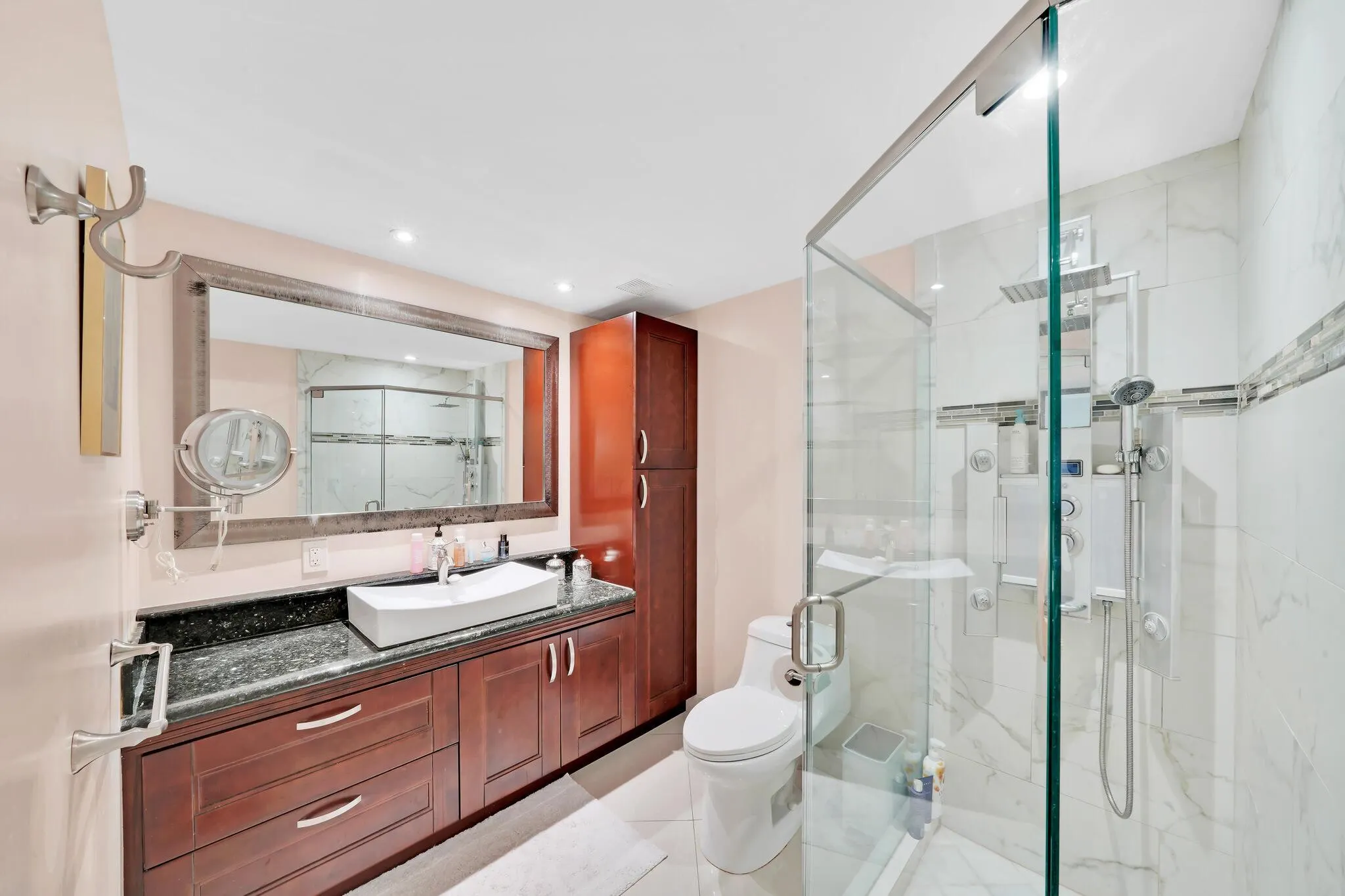 2940 N Course Drive, #811