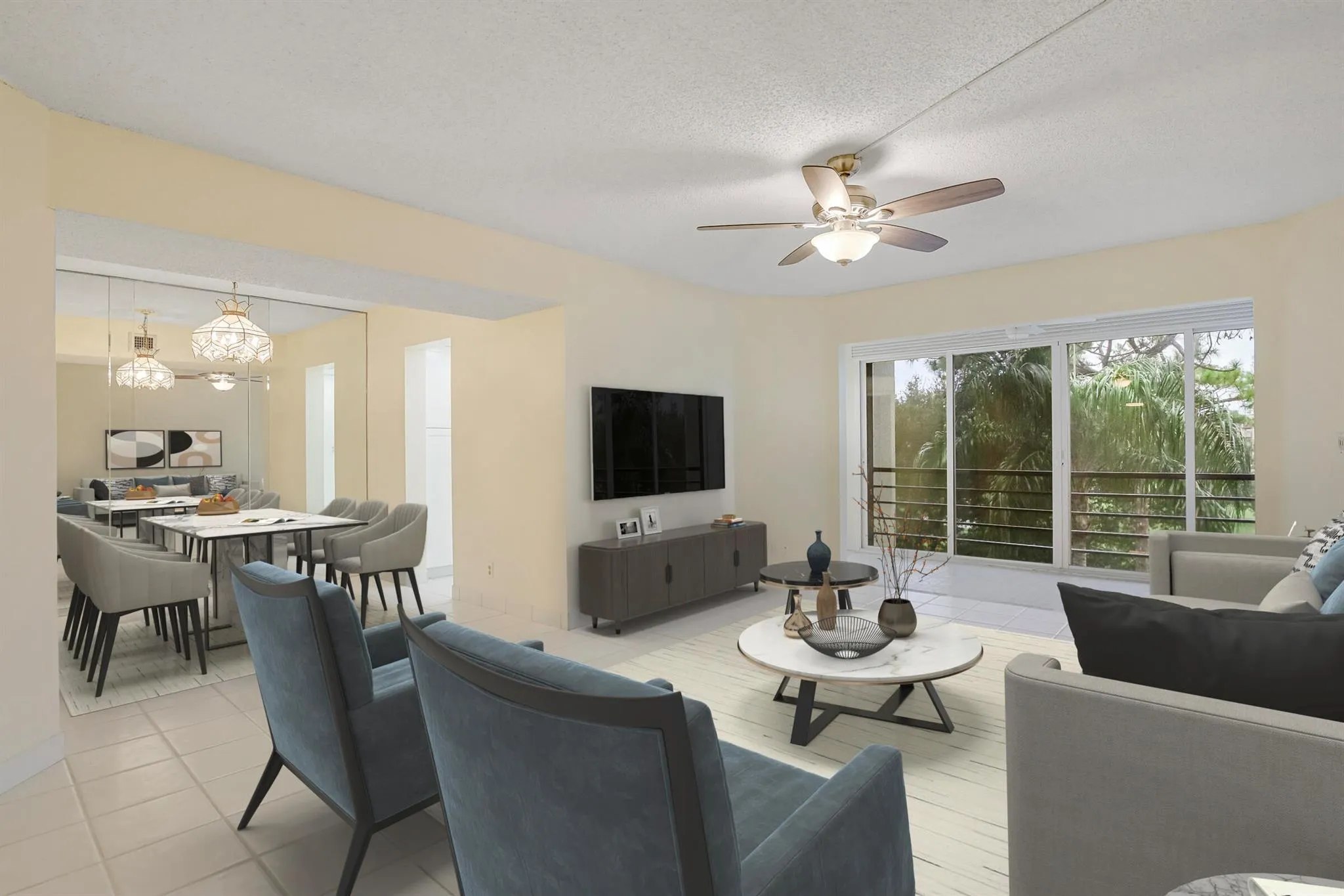 3810 Via Poinciana, #404