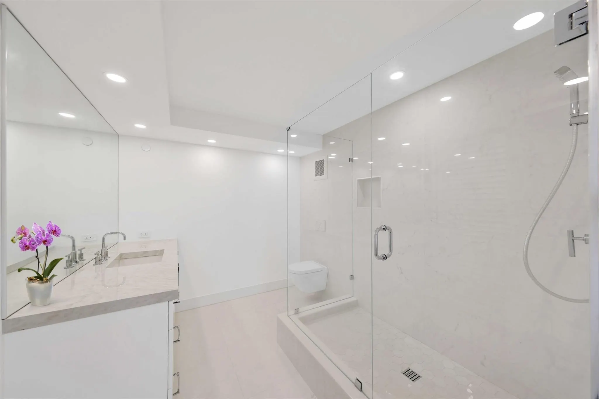 3440 S Ocean Boulevard, #402s