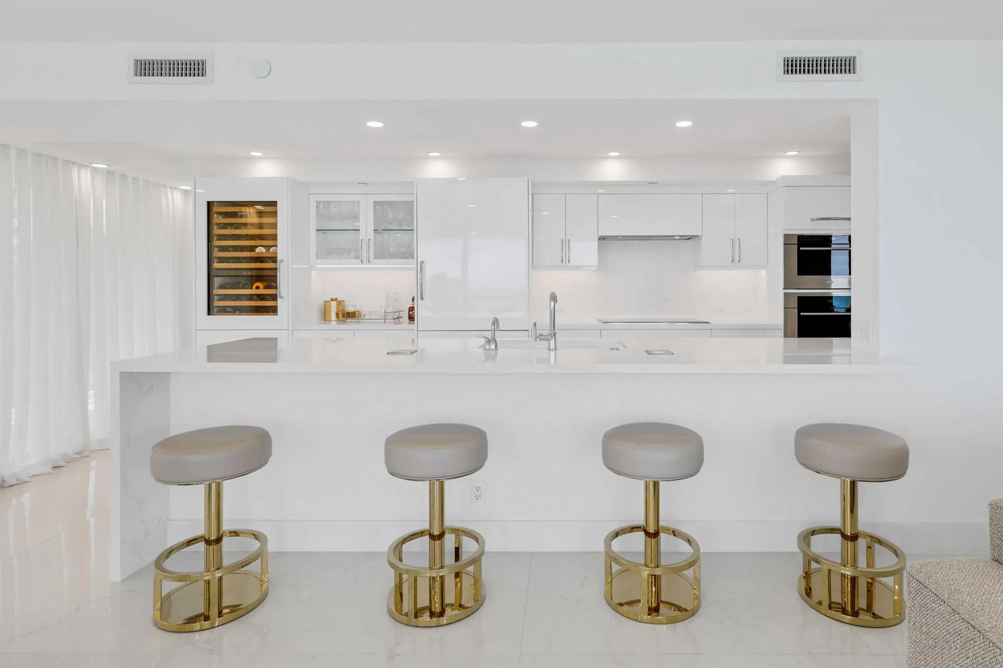 3440 S Ocean Boulevard, #402s
